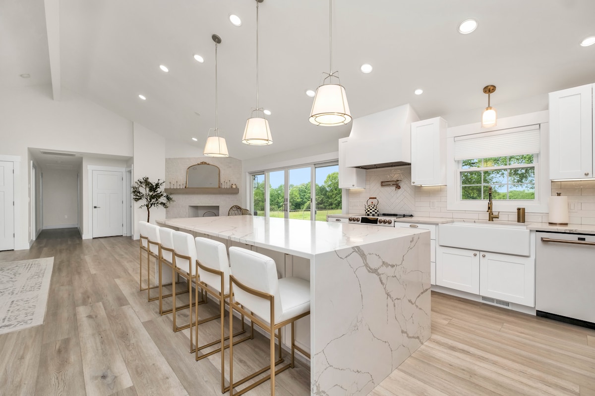 Kitchen Renovation: Modern Trends and Budget-Friendly Tips